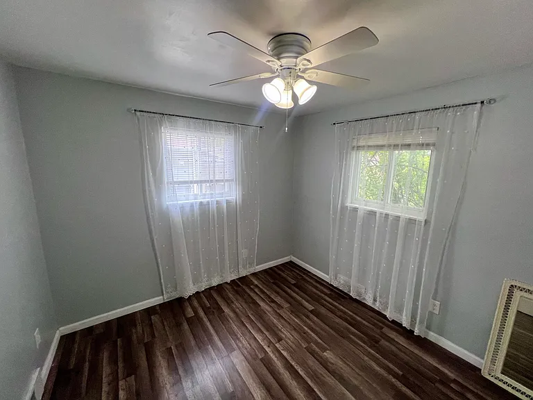 2252 Winston Dr — Photo 12