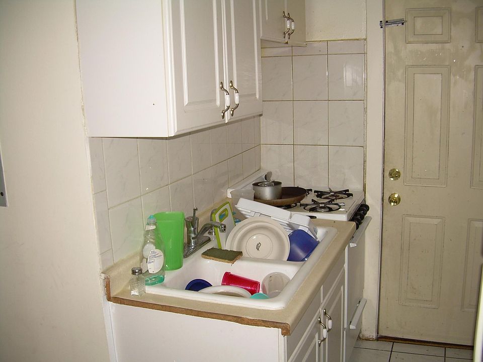 2nd image of 4831 N Kimball Ave APT A3