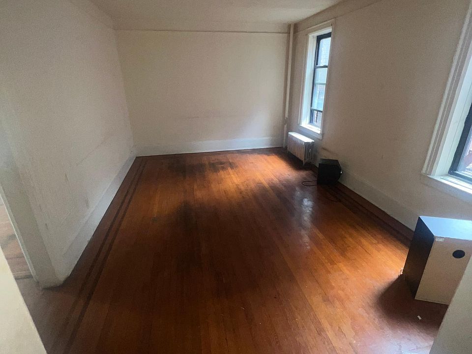 1st image of 25 Radford St #1
