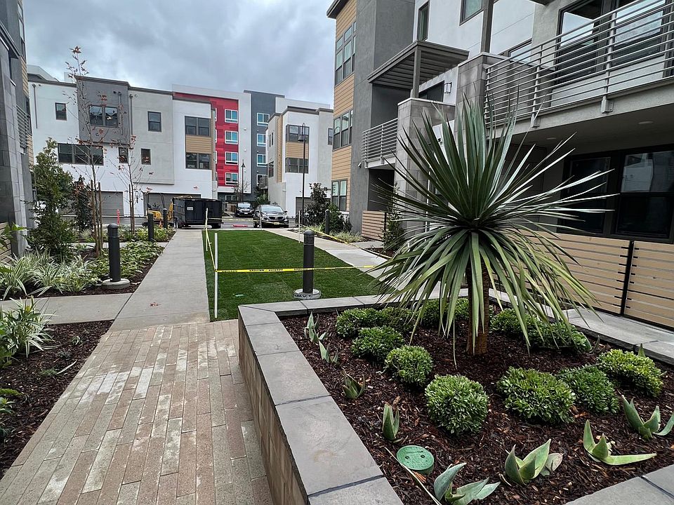 Exterior, courtyard right outside of community. Community also has a pool.