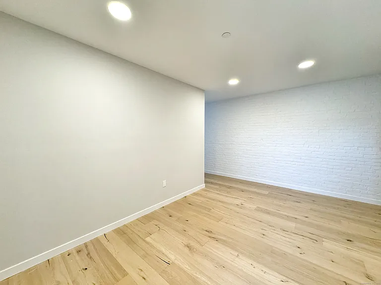 32 W Main St #208 — Photo 3