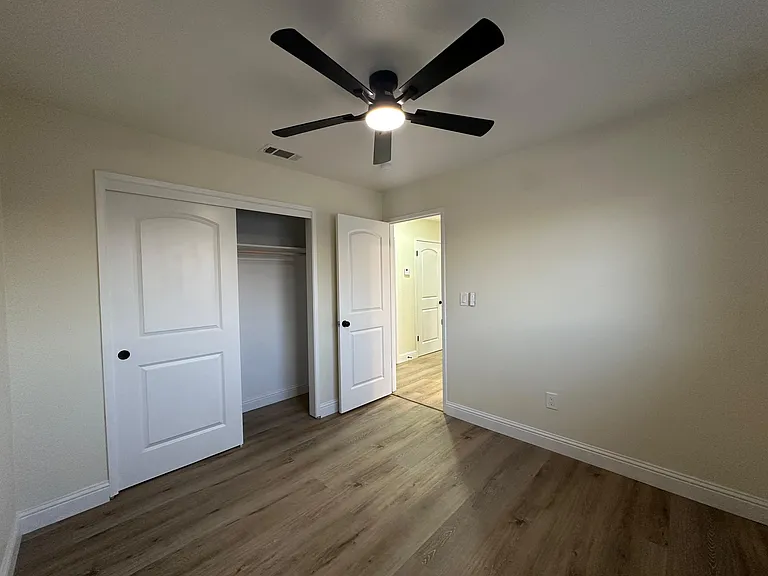13000 Lorenzo Ct — Photo 30