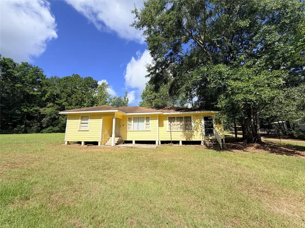 302 County Road 4473, Warren, TX 77664