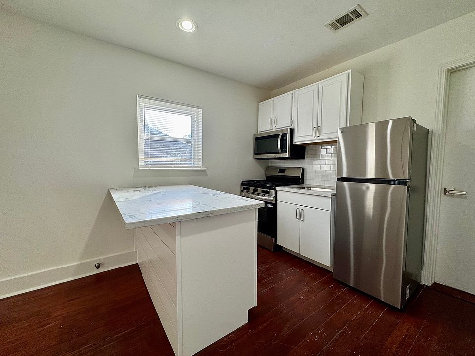 1st image of 522 Aurora Ave #A