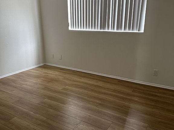 5th image of 521 E Orange Grove Ave #C