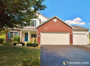 266 Park Trails Dr, Newark, OH 43055