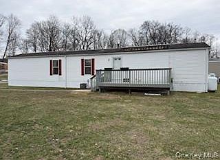 1st image of 115 Winding Wood