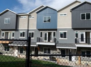 37 S Walker Ln, North Salt Lake, UT 84054