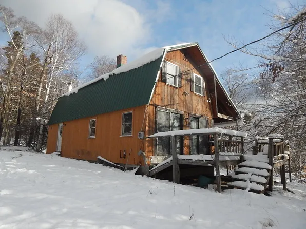 17 W Birch Lane, Beaver Cove, ME 04441