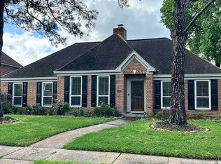 2103 Firestone Dr, League City, TX 77573