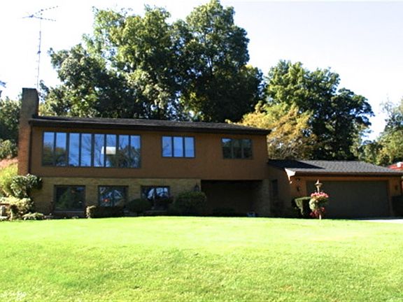 5th image of 2525 Park Dr
