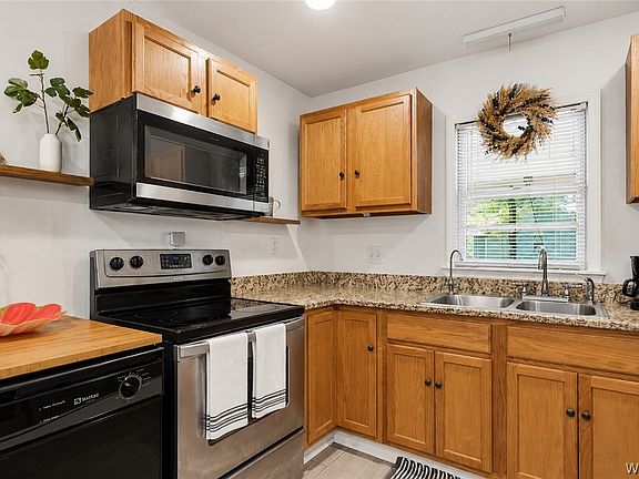 5th image of 4402 Virginia Dr