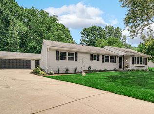 5202 Lynn Ln, Valparaiso, IN 46383