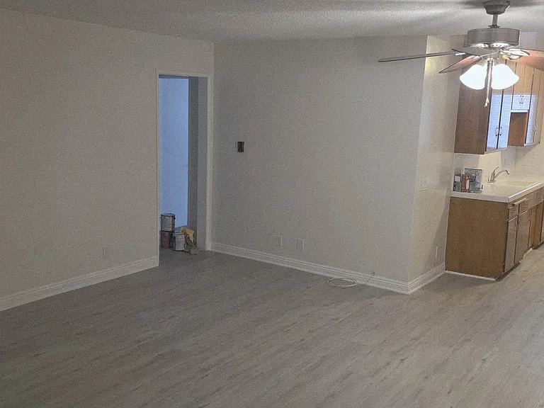 120 Alamitos Ave #9 — Photo 3