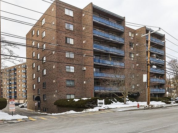 3rd image of 32 Whites Ave #D65