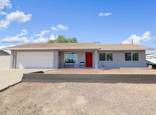 1422 E Shangri La Rd, Phoenix, AZ 85020