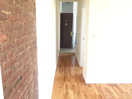 Rented by City Connections Realty | media 18