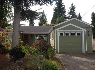 10025 32nd Ave NE, Seattle, WA 98125