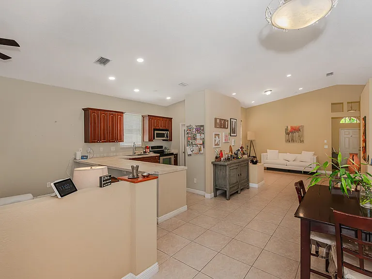 13923 SW 50th St — Photo 21