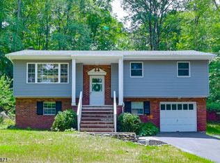 963 Old Foundry Rd, Newton, NJ 07860