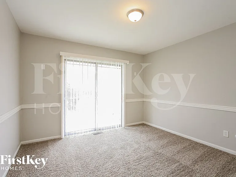 5503 Moonlight Dr — Photo 5