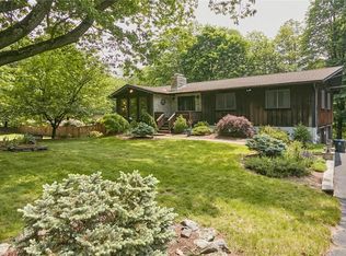 75 Old Quaker Hill Rd, Monroe, NY 10950