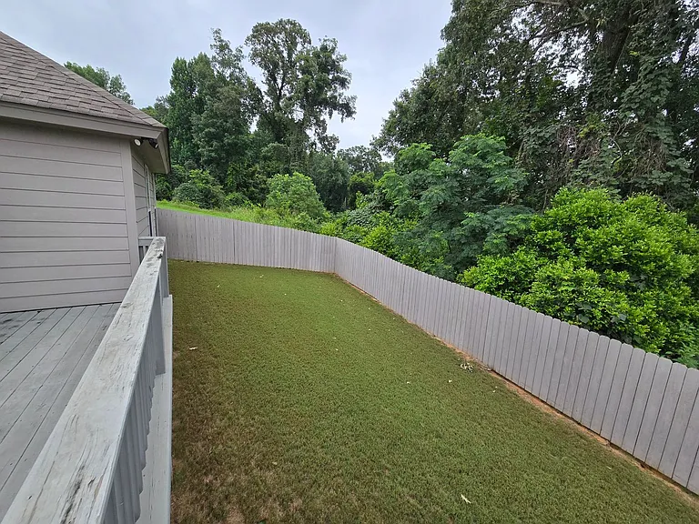 1985 Regent Rd — Photo 15