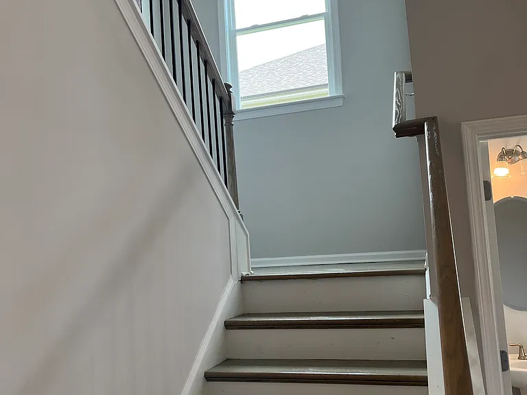 414 Kinross Ln — Photo 33