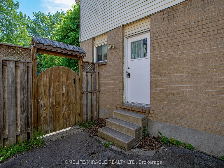 1100 Blanchard Rd — Photo 32