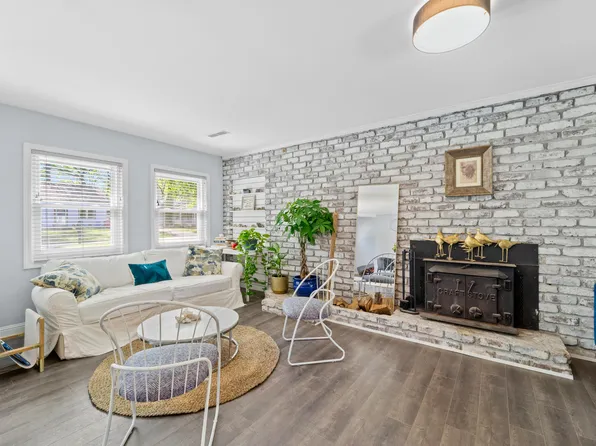 16 1/2 Oak Forest Dr, Charleston, SC 29407