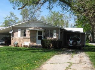 2341 E Cherry St, Springfield, MO 65802