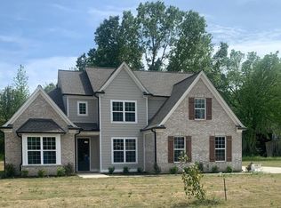 635 Centerline Roper Loop, Byhalia, MS 38611