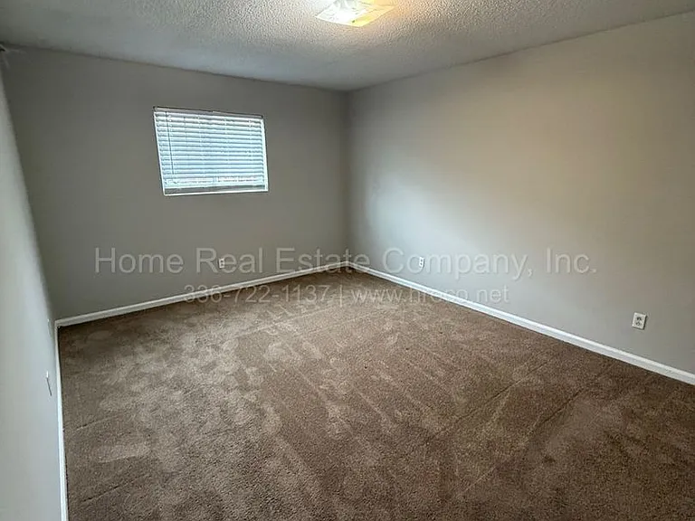 1000 Salisbury St #2-A — Photo 4
