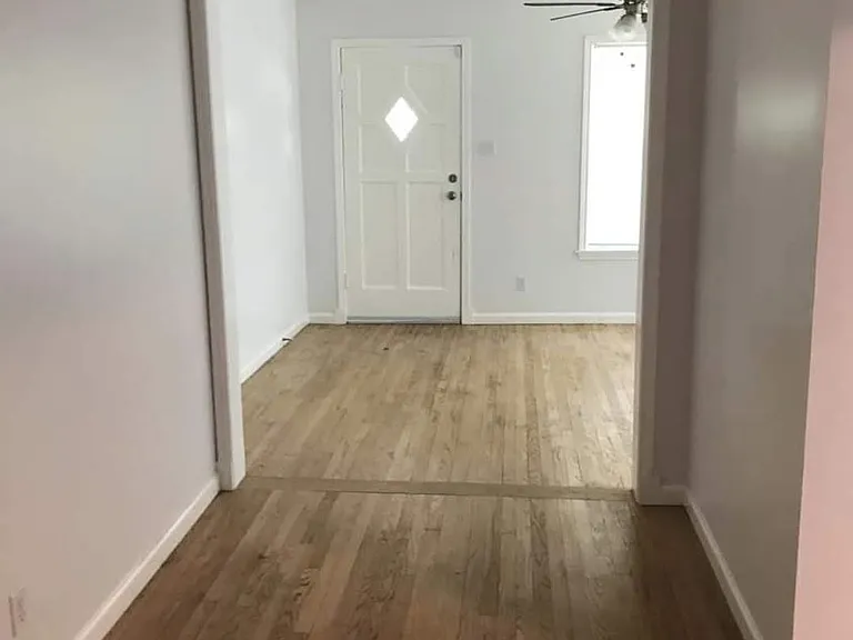 829 N Crawford St #829 — Photo 2