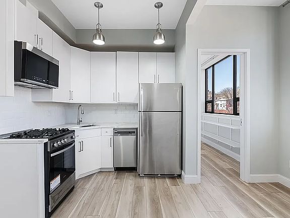 2nd image of 51 Olive St #6