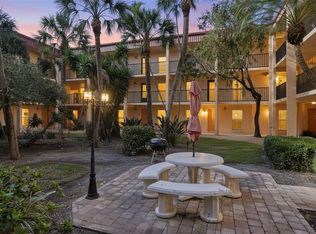 8911 Blind Pass Rd APT 122, Saint Pete Beach, FL 33706