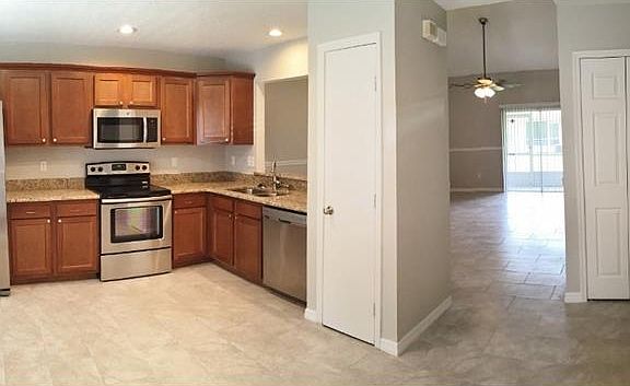 4th image of 2152 Cypress Bay Blvd