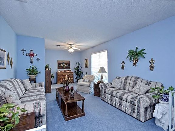 4th image of 7210 Geneva Dr