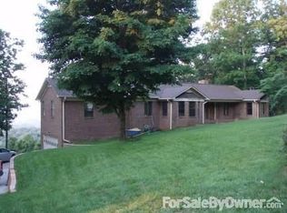 14 Granada Ln, Guntersville, AL 35976