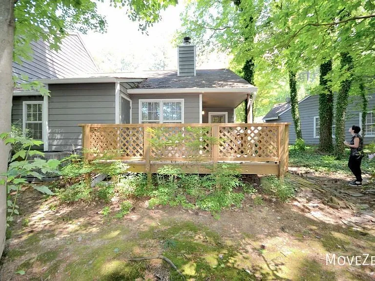 120 Shady Meadow Cir — Photo 3