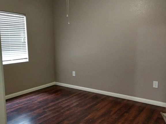2nd image of 1050 E Cactus Ave Building 6