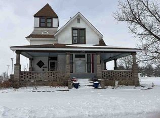 512 S West St, Fairmount, IL 61841