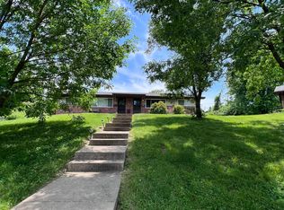412 Evergreen Dr #412, Saint Charles, MO 63301