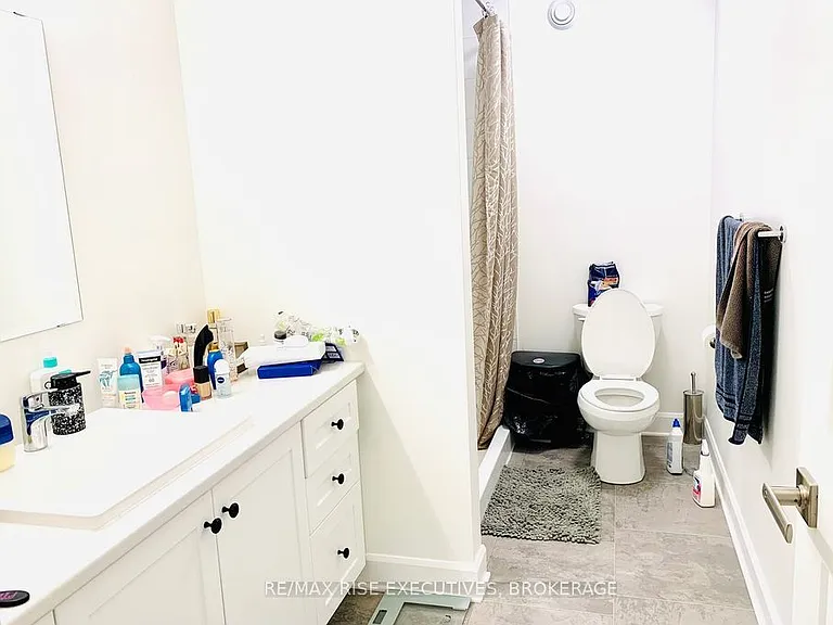 1644 Tenley Dr — Photo 16