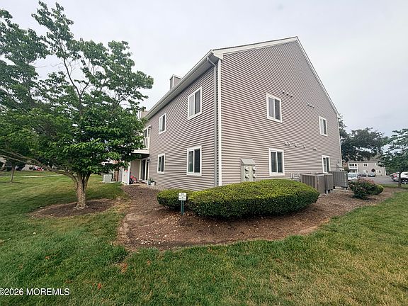 5th image of 8203 Tamarron Drive #8203