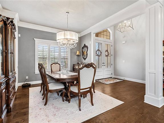 4th image of 16258 Canterbury Rd