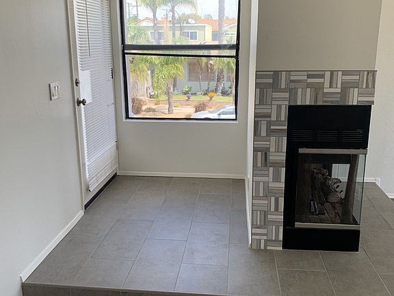 4th image of 3984 Lamont St Unit 5