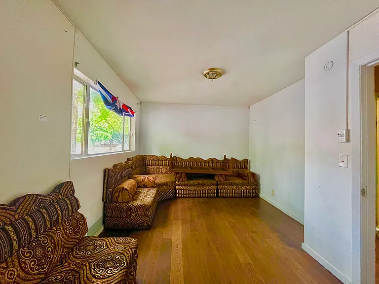 4200 Rainier Ave S — Photo 11