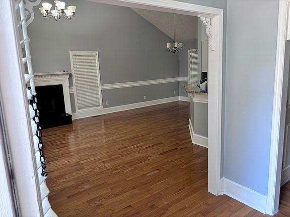 5th image of 3004 Moors Ln