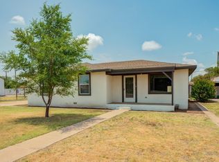 1307 Avenue D, Abernathy, TX 79311